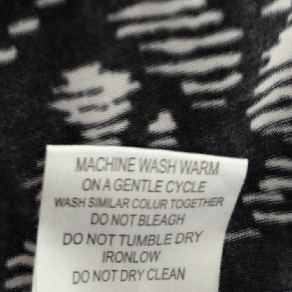 [5x$20] Black Beige Patterned Dress / 2X - Picture 7 of 7